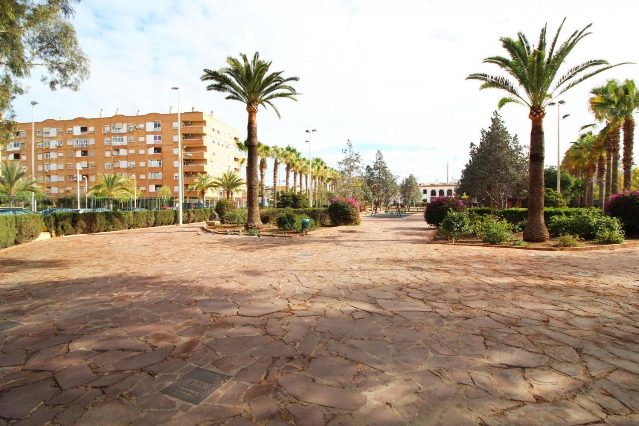 Global Properties, Los Claveles - Practico Apartamento Con Wifi En Sagunto エクステリア 写真